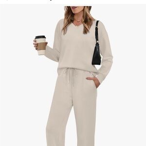 Relaxed V-Neck Knit Top & Drawstring Jogger Set - Cream